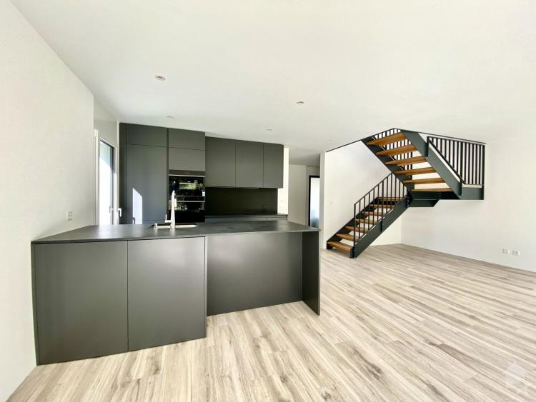 Magnifique villa neuve 5.5 pièces, jardin, grand garage et parking !