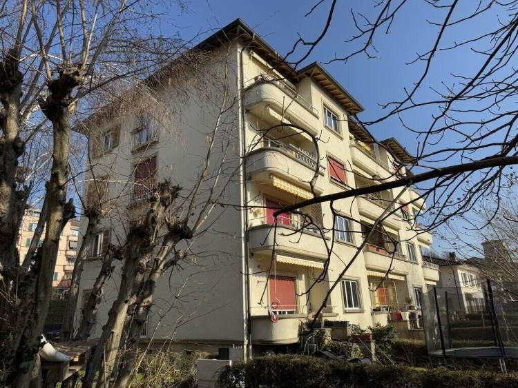 Bel appartement lumineux à deux pas du parc de Valency à Lausanne