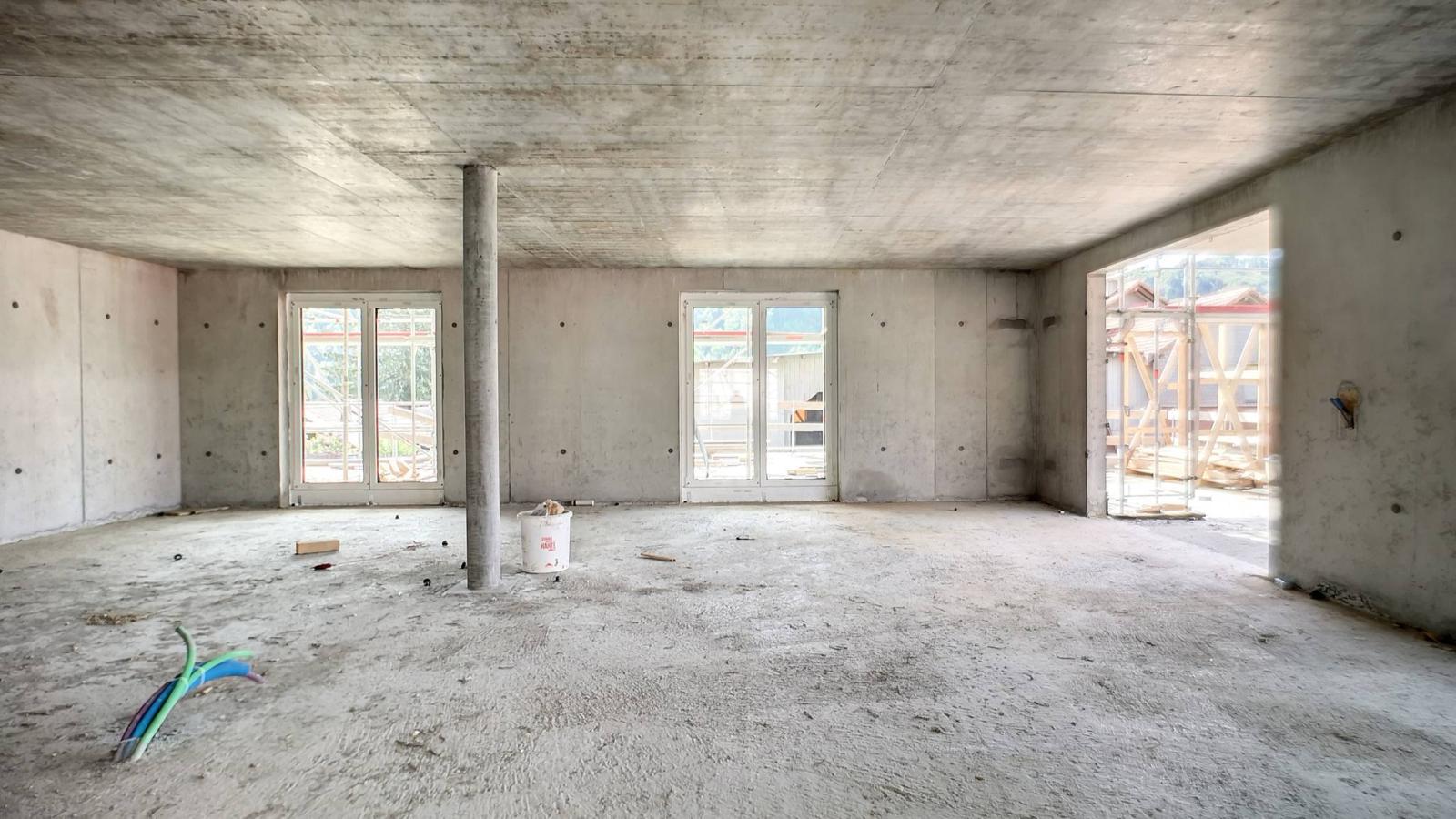 NEUF ! Arcade commerciale de 71 m² avec grande terrasse