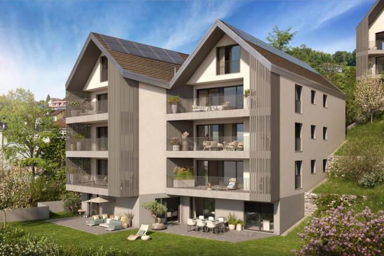 VUE LAC / CHANTIER EN COURS