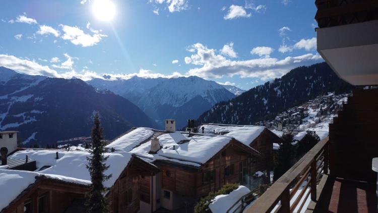 Bel appartement de 3 pièces baigné de soleil avec magnifique vue