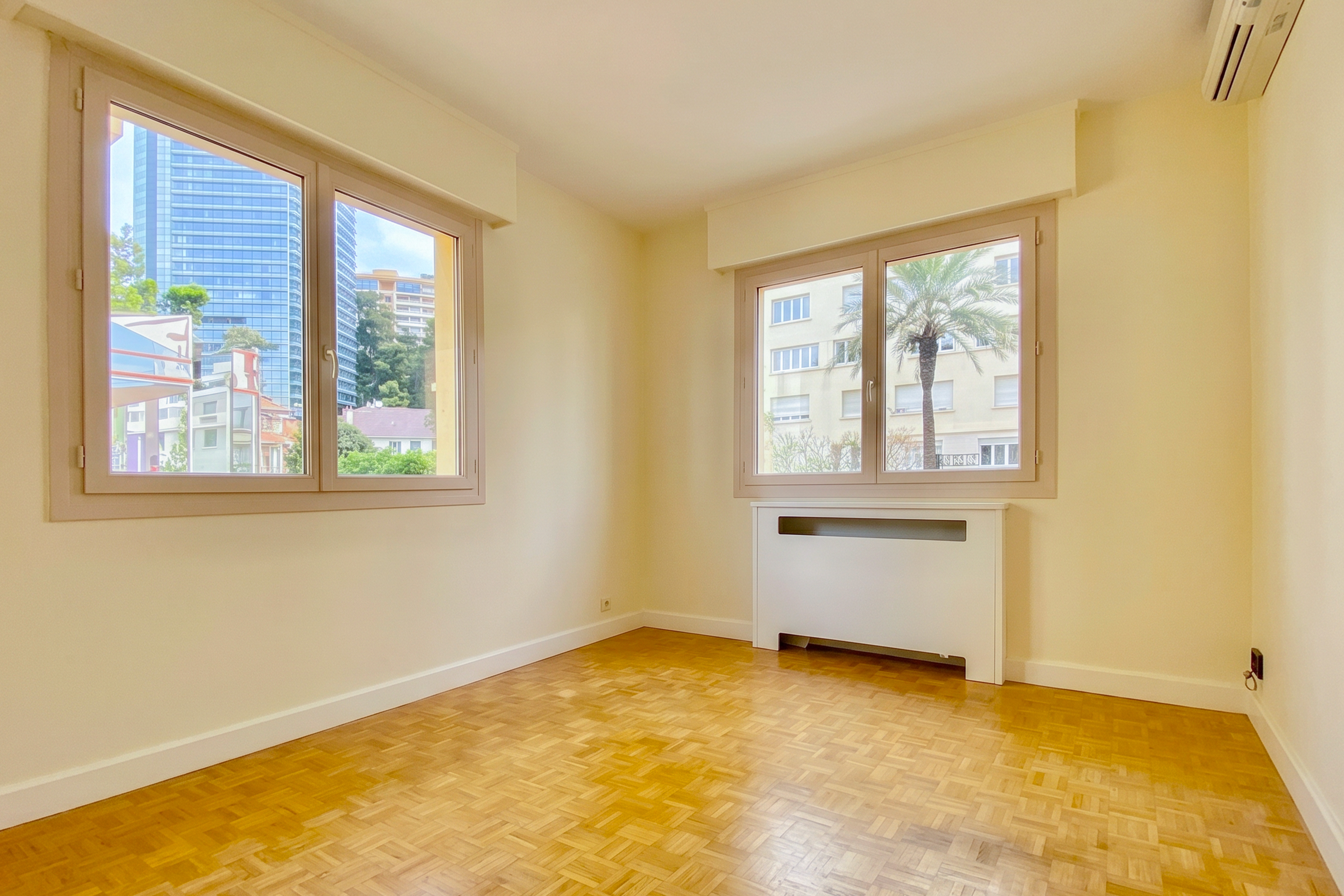 khvzx_chambre-2-bis-calypso-la-rousse-saint-roman-barnes-valeri-agency-monaco-1782909262.jpg