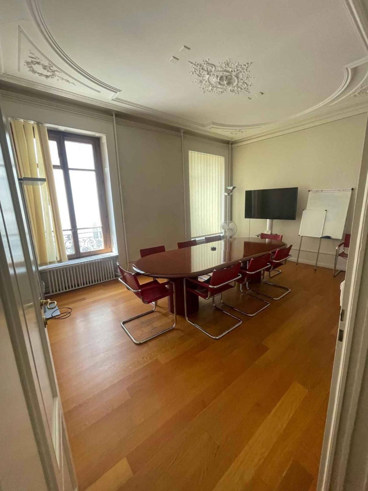 Bureau à louer quartier des bastions - 25 m2