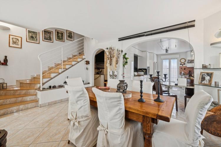 House for sale, District de Nyon (Vich, Switzerland)