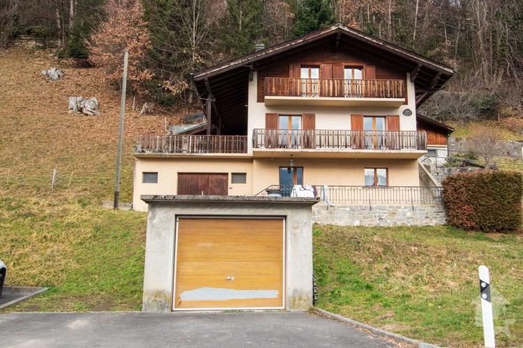 Vers-Encier, maison avec garage box à 2 min. de Monthey
