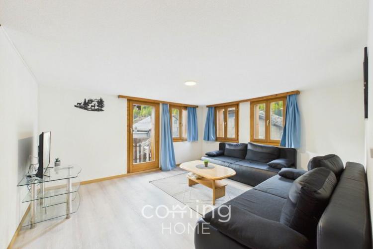 Mehrfamilienhaus in Saas-Grund - fünf 3.5-Zimmer-Wohnungen mit Balkon und Bergpanorama