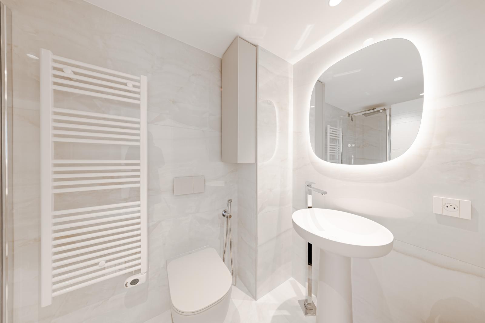 MAGNIFIQUE 3 CHAMBRES RÉNOVÉ