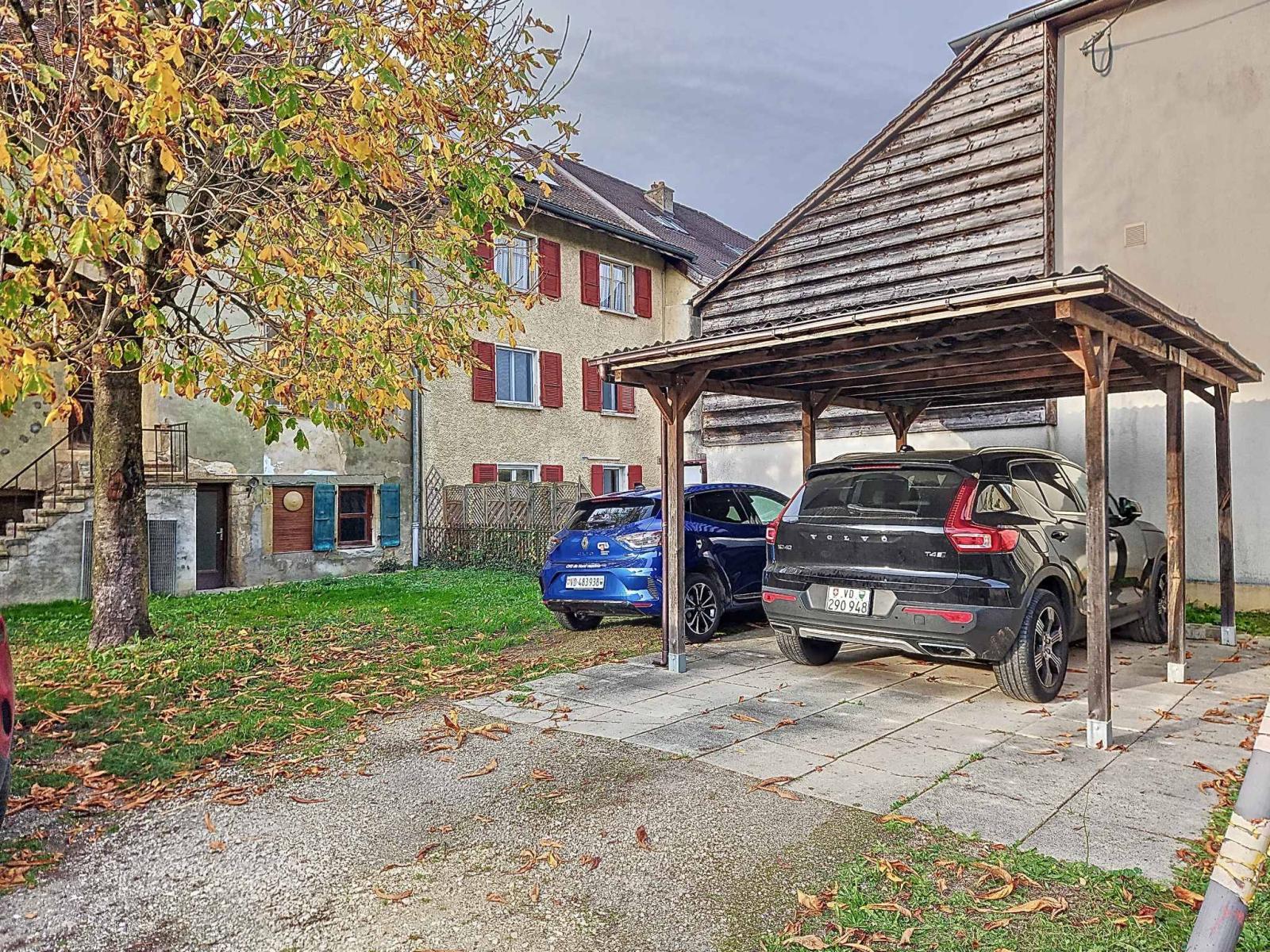 Propriété villageoise avec potentiel de valorisation !