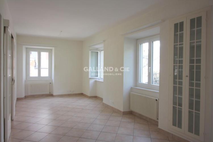 Appartement de 3½ pièces à deux pas du lac