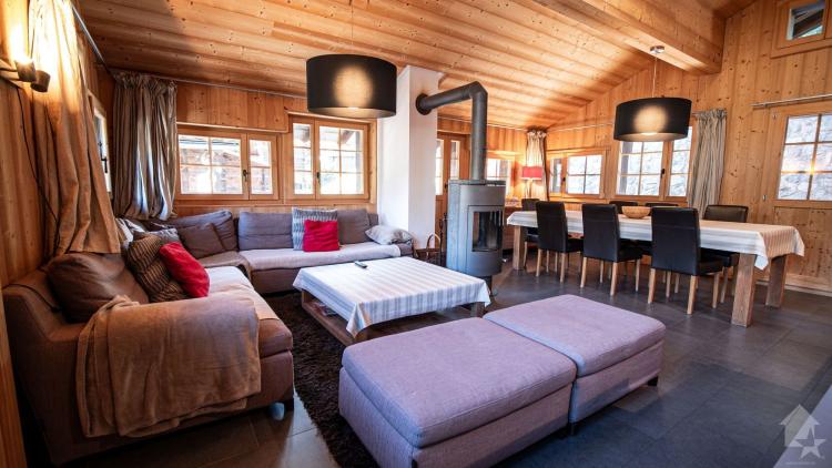 Séduisant appartement en duplex au centre du village