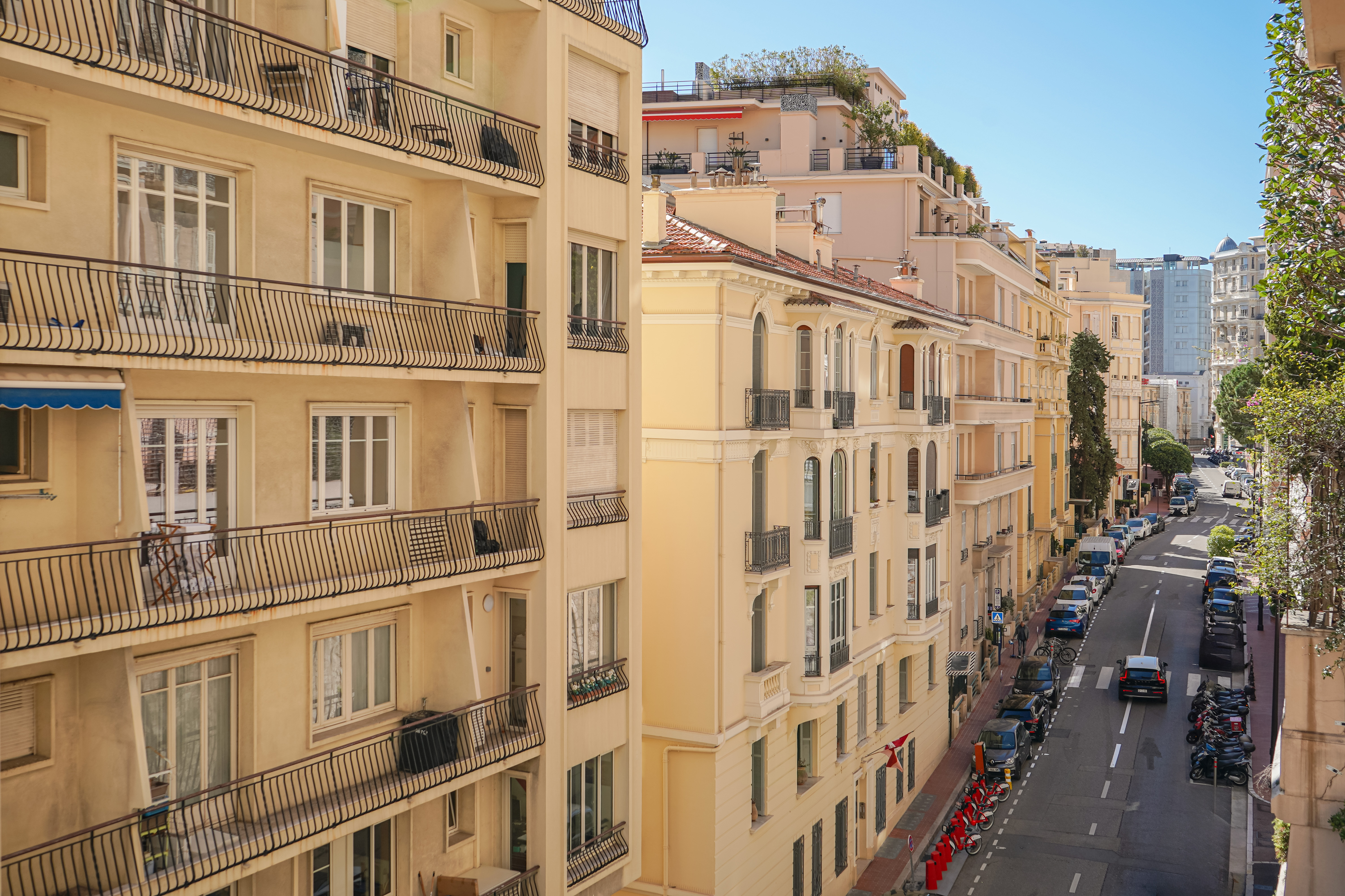 LC8Nm_vue-avenue-grande-bretagne-barnes-valeri-agency-monaco-1774610693.jpg