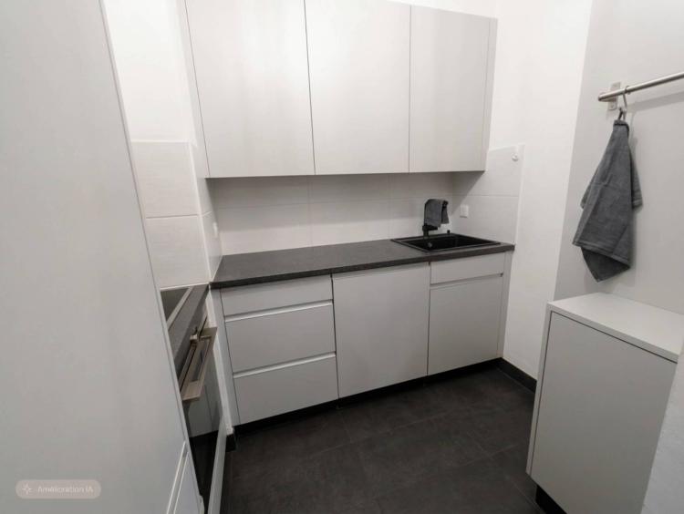 Joli 3 pièces avec cuisine équipée moderne