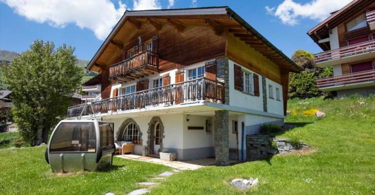 Chalet 8 pièces