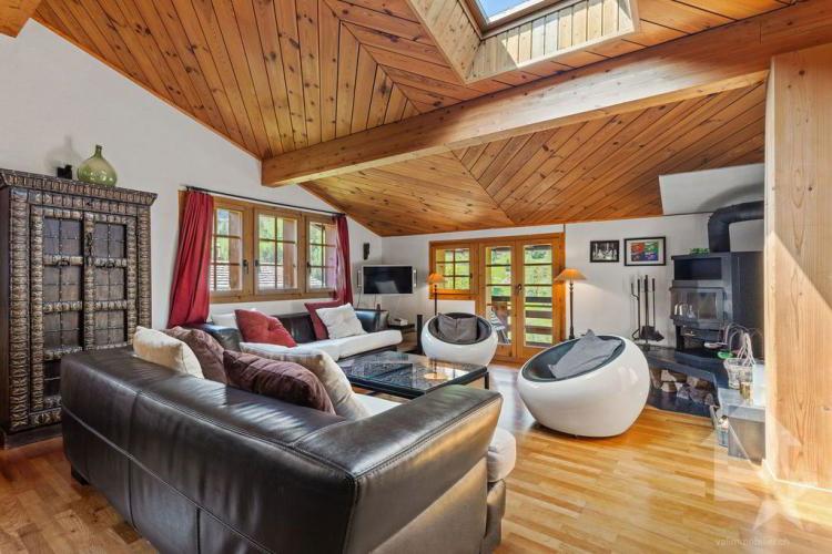 Magnifique chalet à la montagne avec un jardin et une vue imprenable !