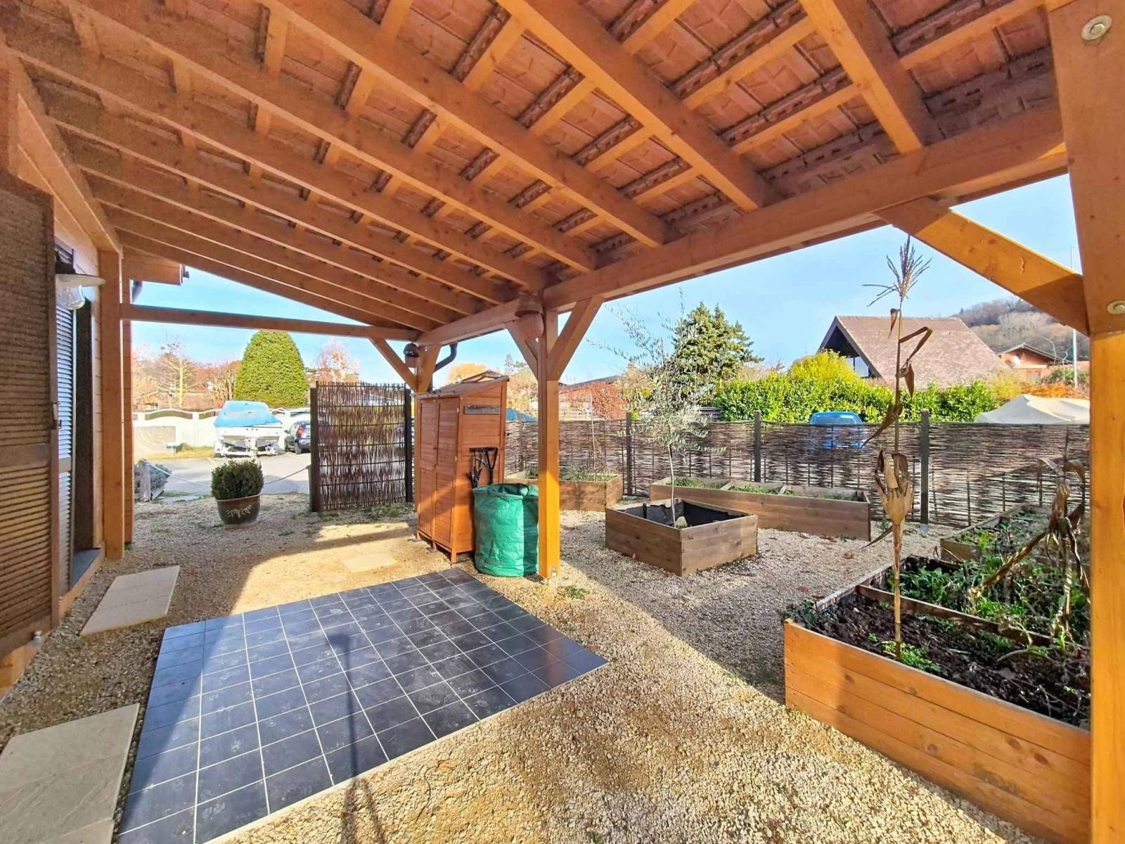 Rare à la vente - Villa à deux pas du lac !