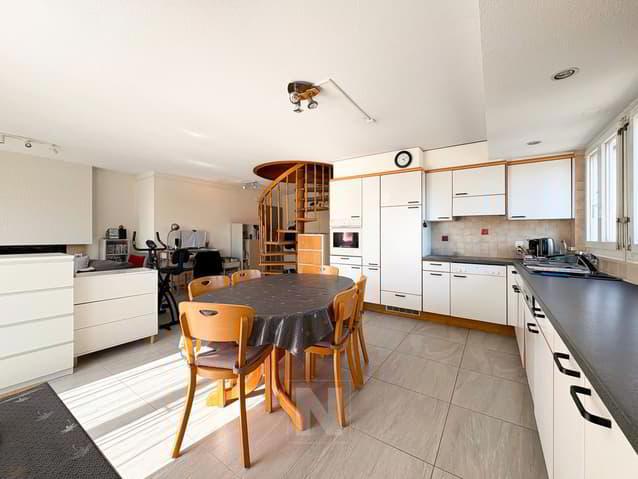 Magnifique appartement dans le centre en duplex, 124 m2 avec une très...