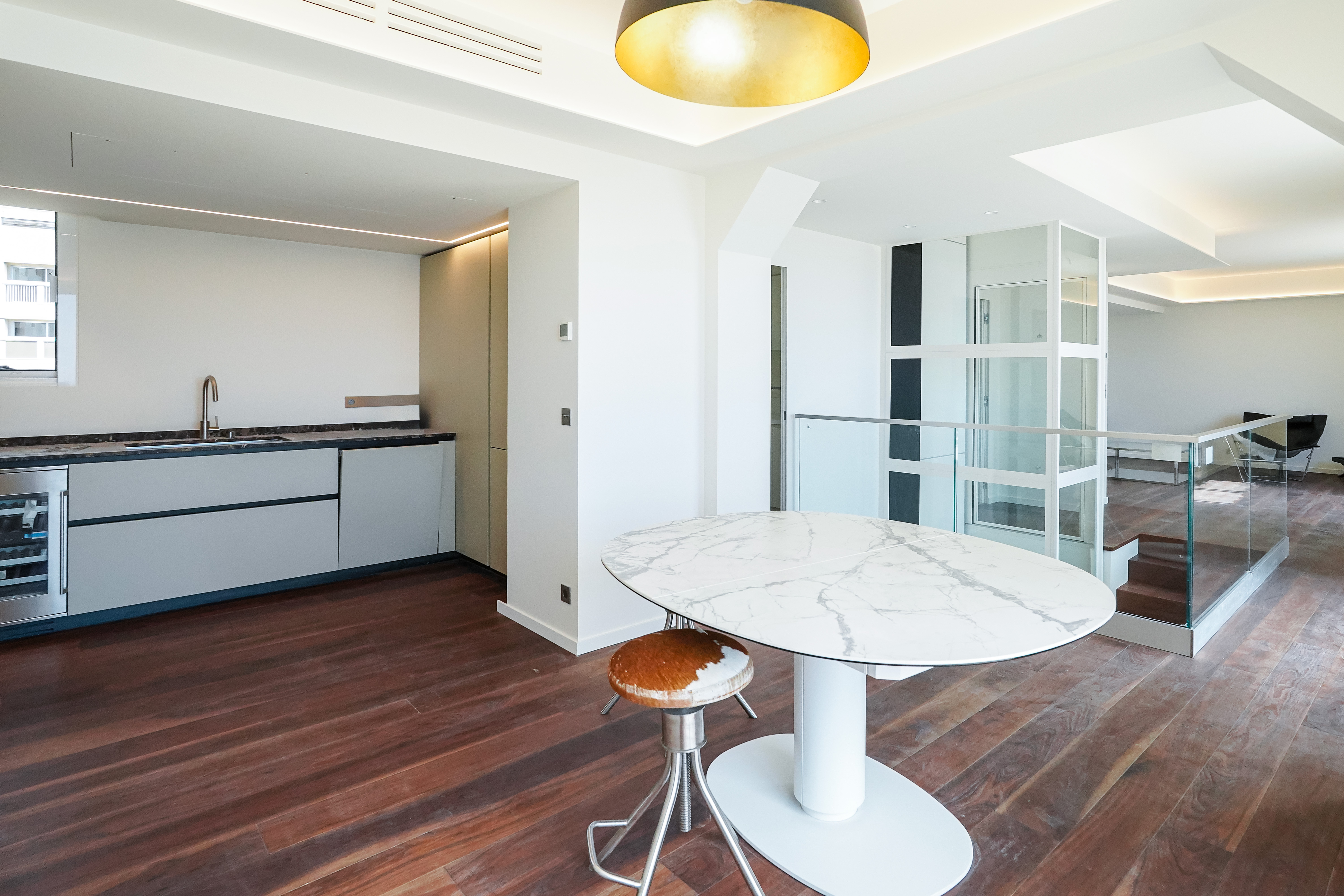 LtJPn_salle-a-manger-villa-annonciade-barnes-valeri-agency-monaco-1779292095.jpg