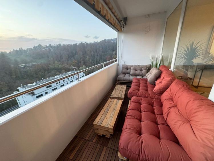 A proximité immédiate de Pully - Logement meublé de 3.5 pièces