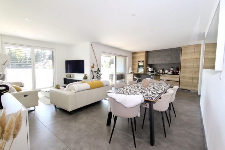 Apartment for sale in Val-de-Travers, CH