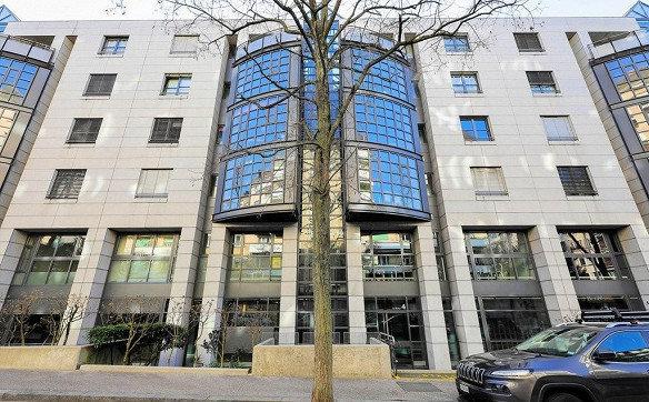 Beau logement situé dans le quartier des Eaux-Vives