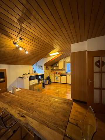 Appartement 4 pièces lumineux avec garage à Charmoille