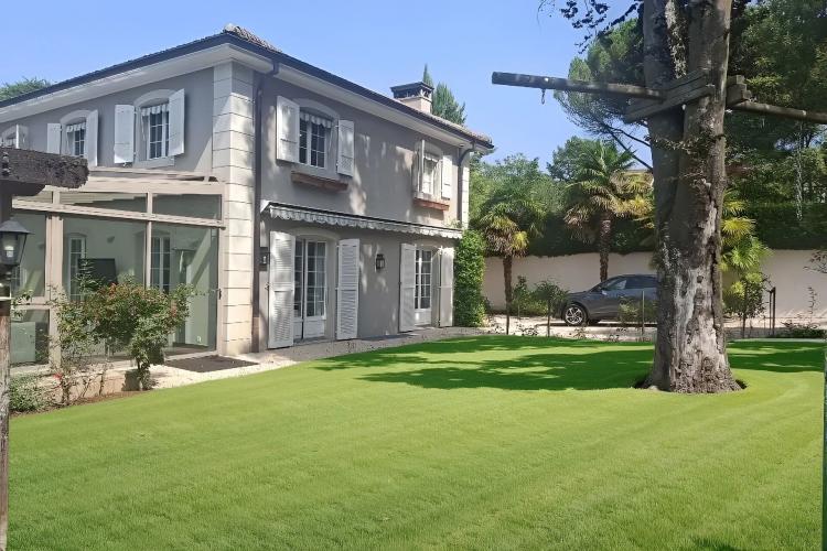 À louer - Magnifique maison Individuelle avec Piscine à Collonge-Bellerive