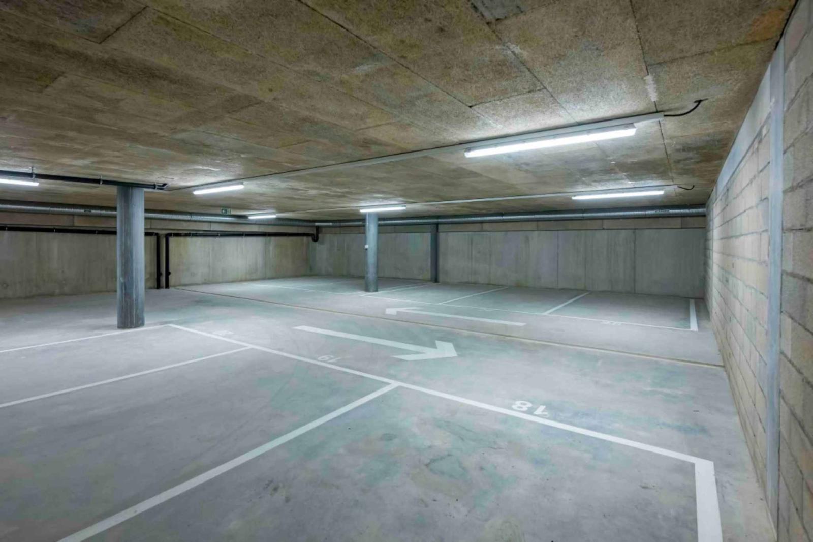 Atelier / Showroom de 750 m² à Meyrin