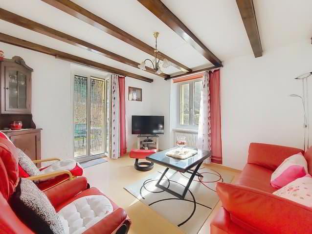 Pramagnon, maison familiale de 230m2 avec pelouse et places de parc...