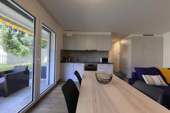 Bright 1 bedroom apartment with terrasse and parking lot, close to...