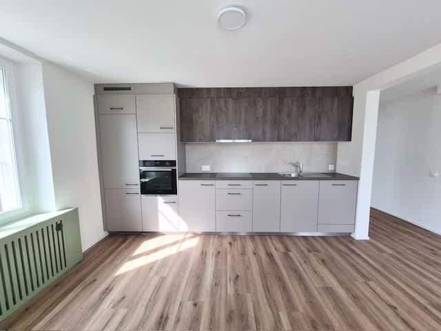 Prächtige, vollständig renovierte 3,5- bis 4-Zimmer-Wohnungen mit Ausblick auf das Val-de-Ruz