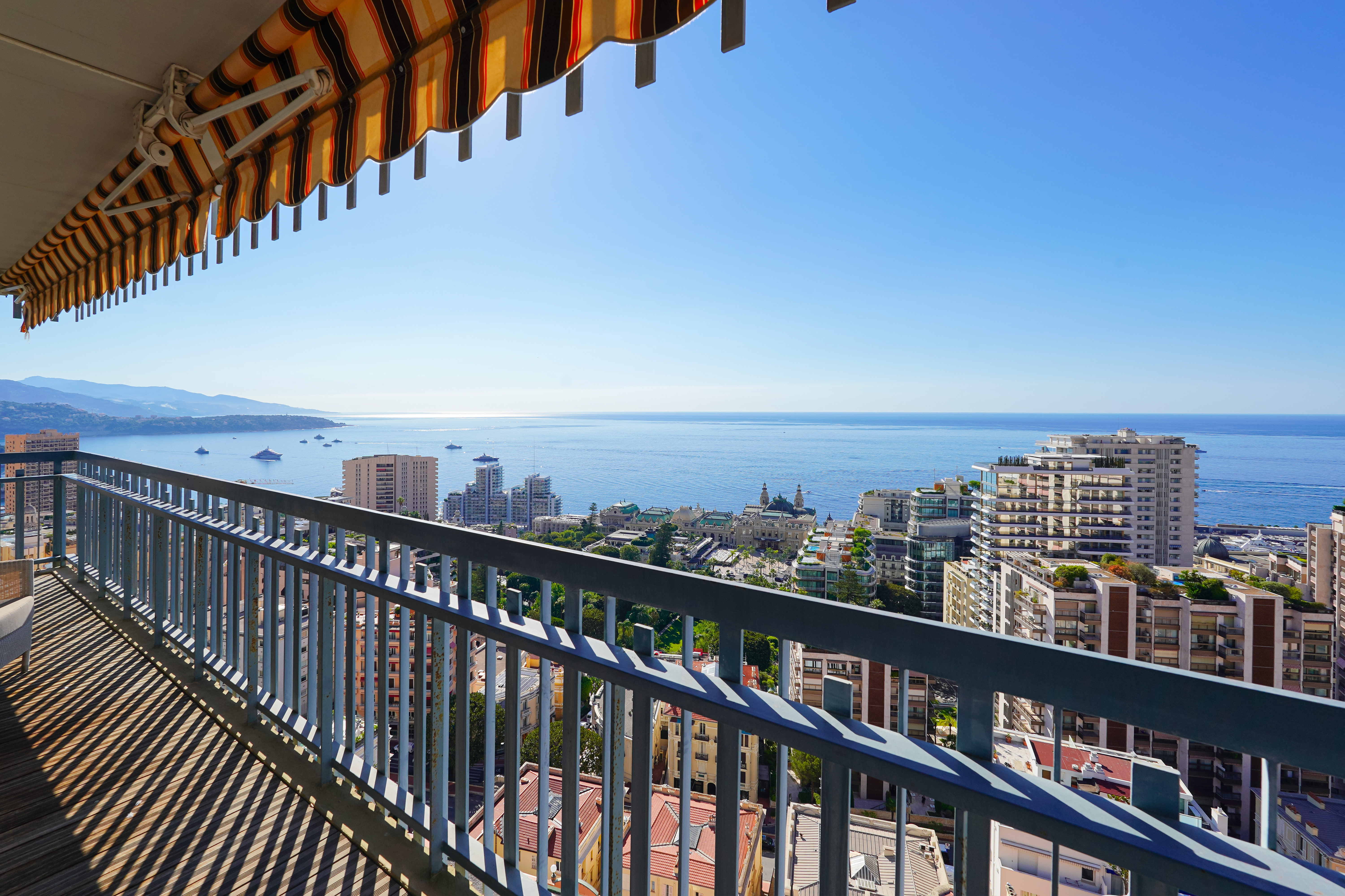 mybWz_terrasse-vue-casino-millefiori-barnes-valeri-agency-monaco-1783090150.jpg