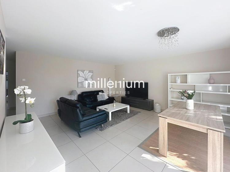 Appartement meublé avec terrasse et jardin à Chatelaine