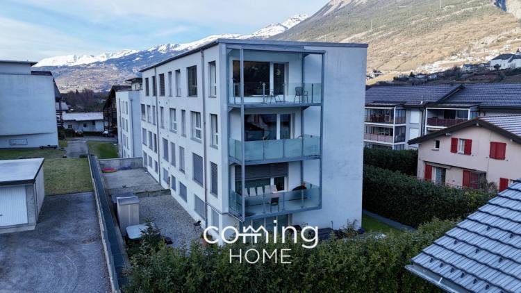 Grosszügige 4.5-Zimmer-Wohnung mit hellem Privatgarten und modernem Innenausbau in zentraler Lage