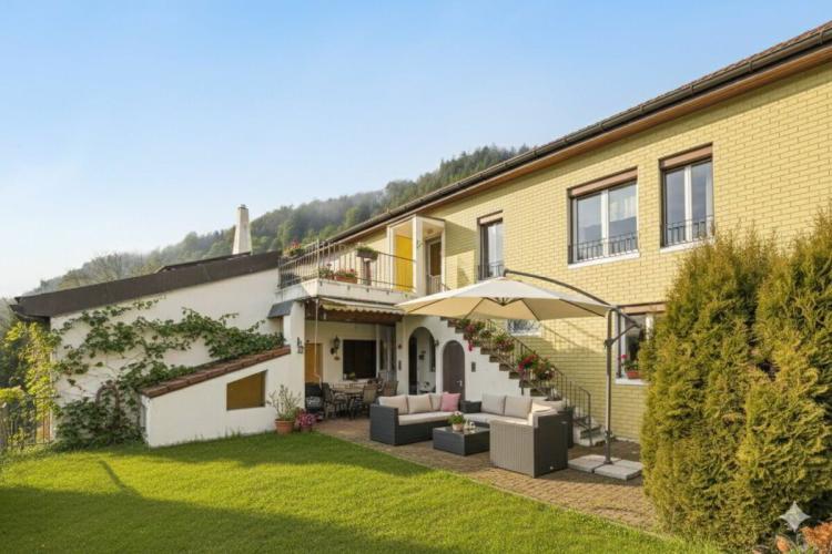 Vallorbe - Maison de 7 pièces à rénover