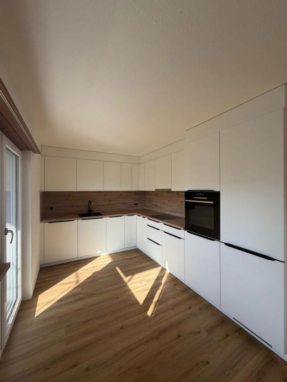 Prächtige 4.5-Zimmer-Wohnung renoviert mit modernem Innenraum
