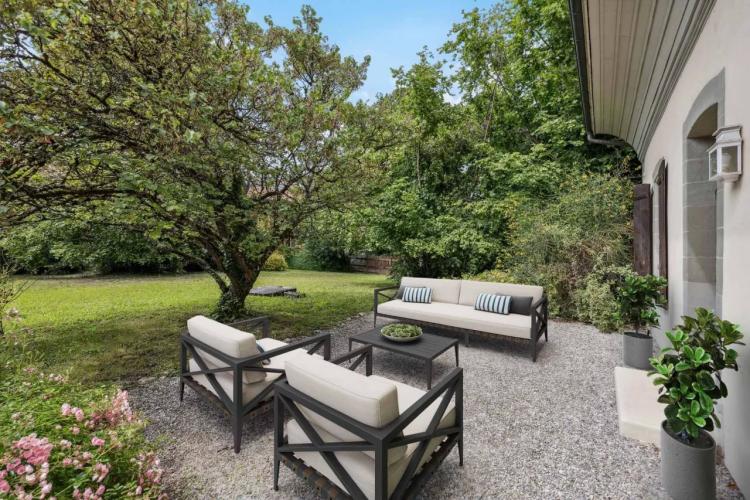 Charme et authenticité: superbe maison au coeur du village