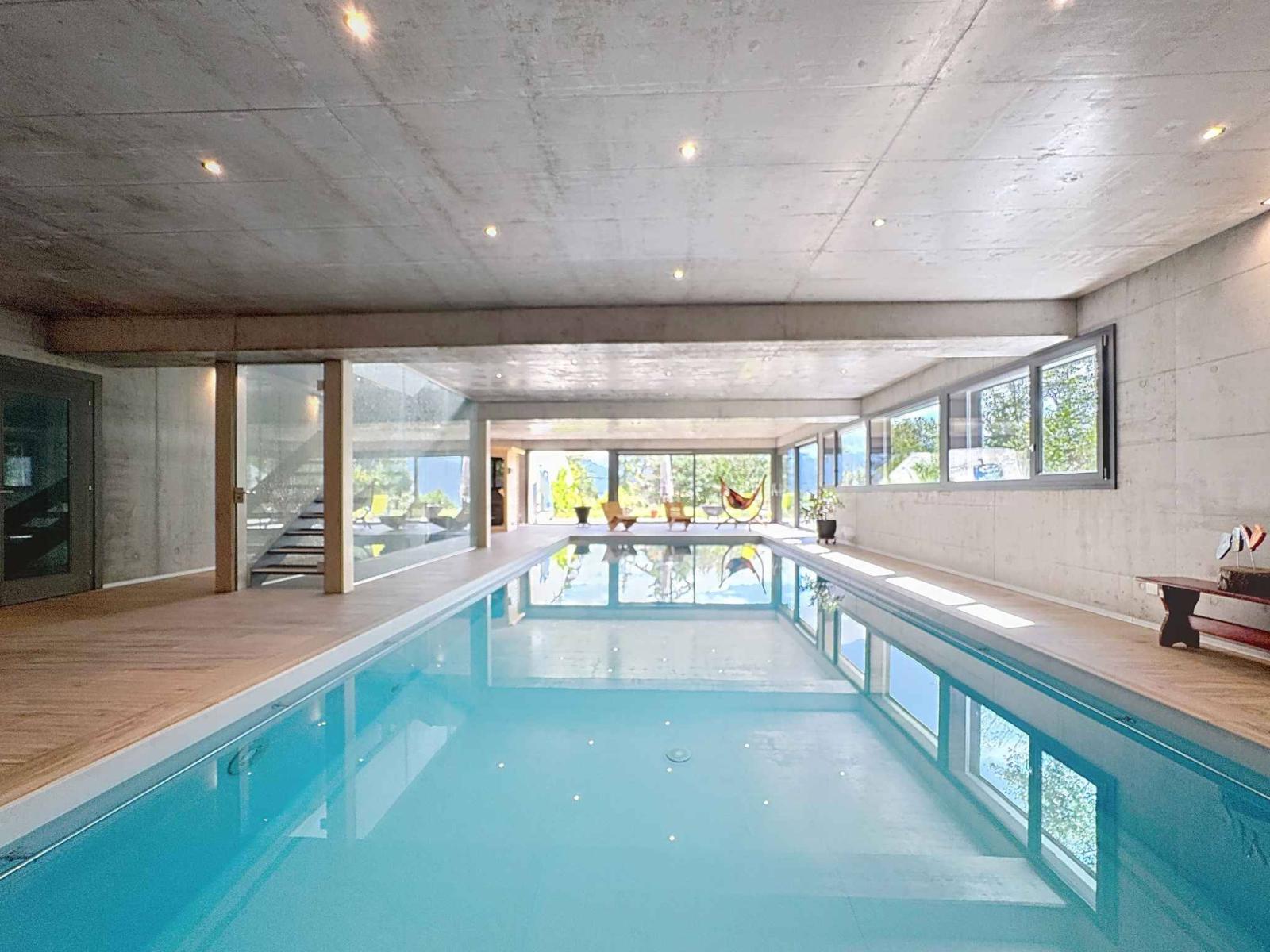 Exceptionnel chalet sur 3 niveaux avec piscine intérieure/ espace bien-être