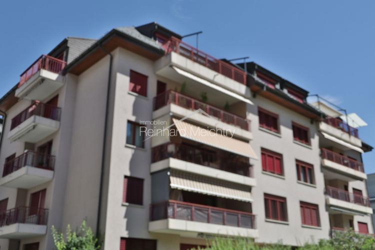 Appartement en attique de 3,5 pièces à louer en plein centre de Viège