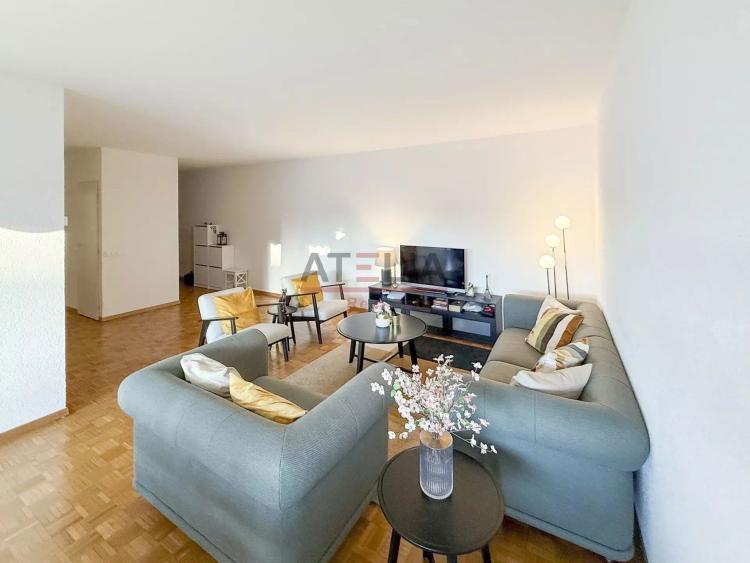 Appartement 5 pièces avec balcon et parking