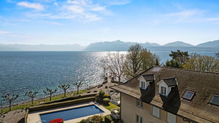 Apartment for sale in Saint-Prex, Switzerland