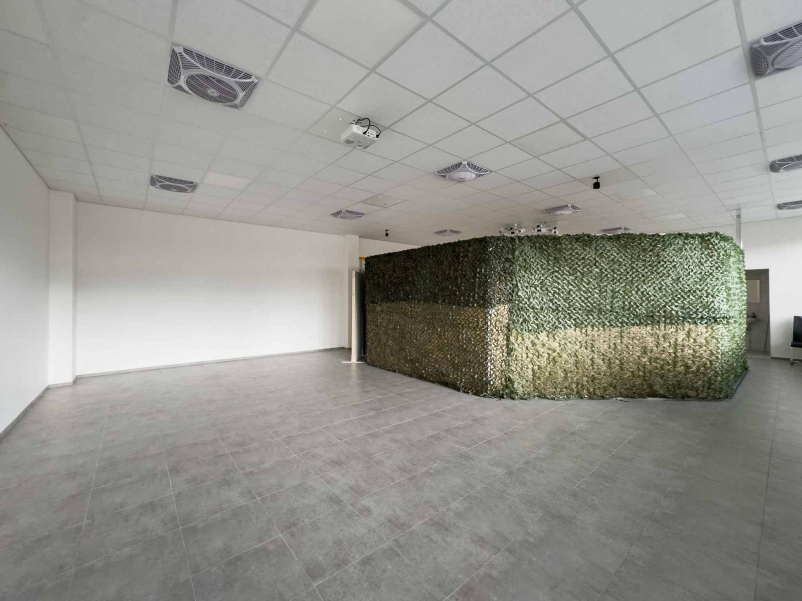 Bureau lumineux de 125 m² en open-space