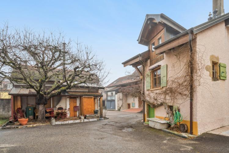 House for sale in Cortaillod, Switzerland