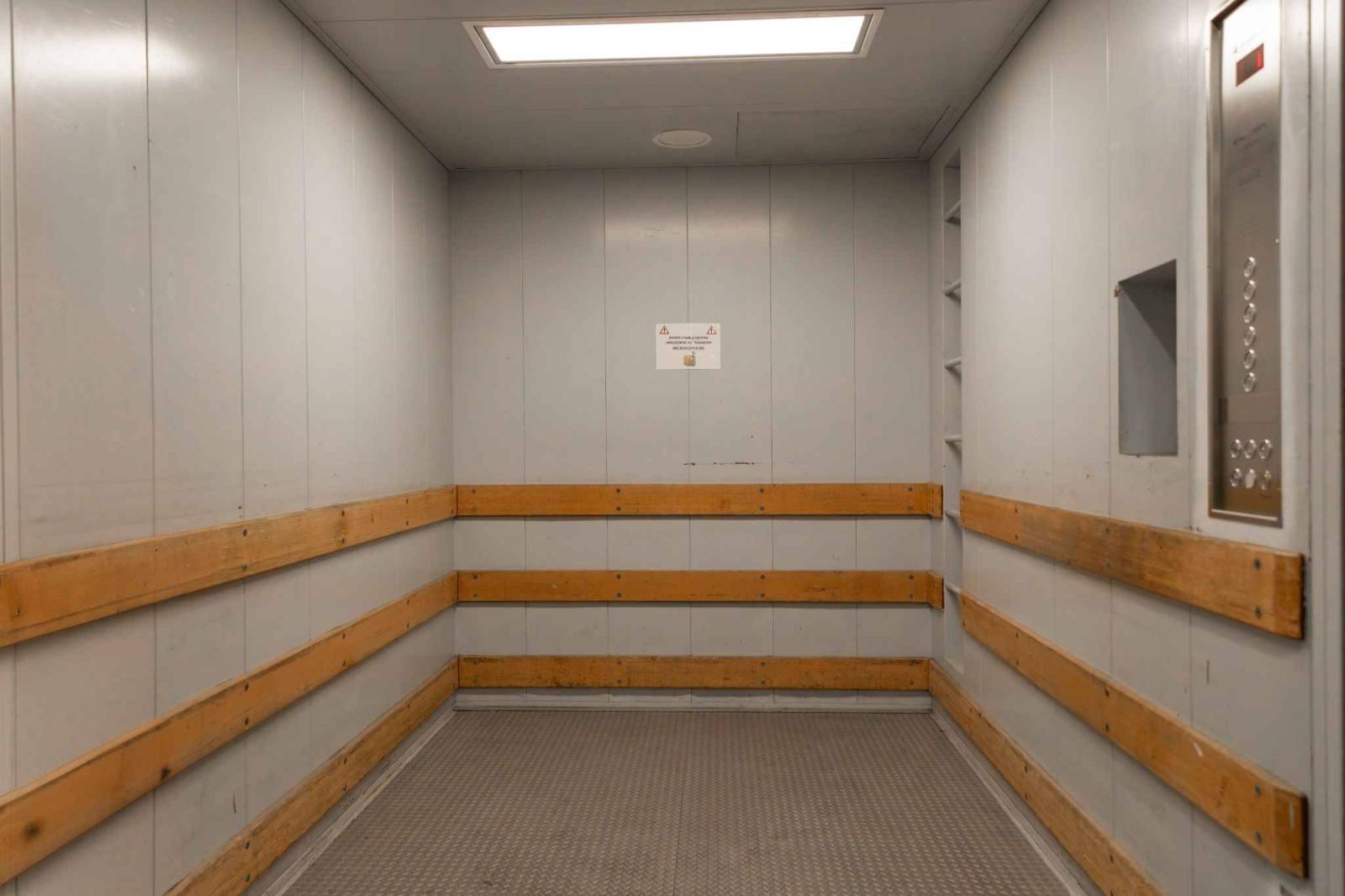 RARE ! Surface d'atelier de 250 m² au centre de Genève