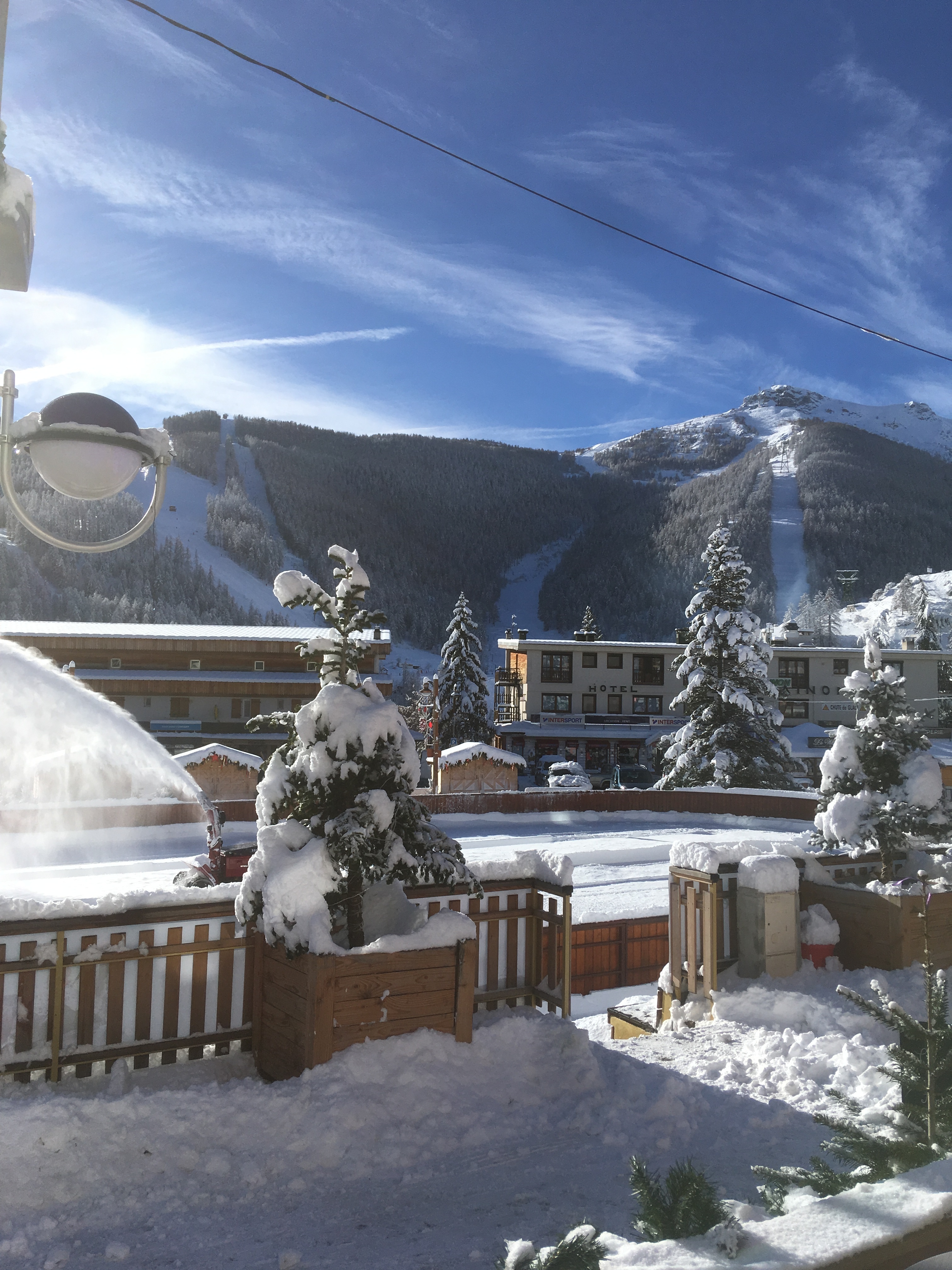 oCKz0_the-spot-piste-2-1694594826.jpg