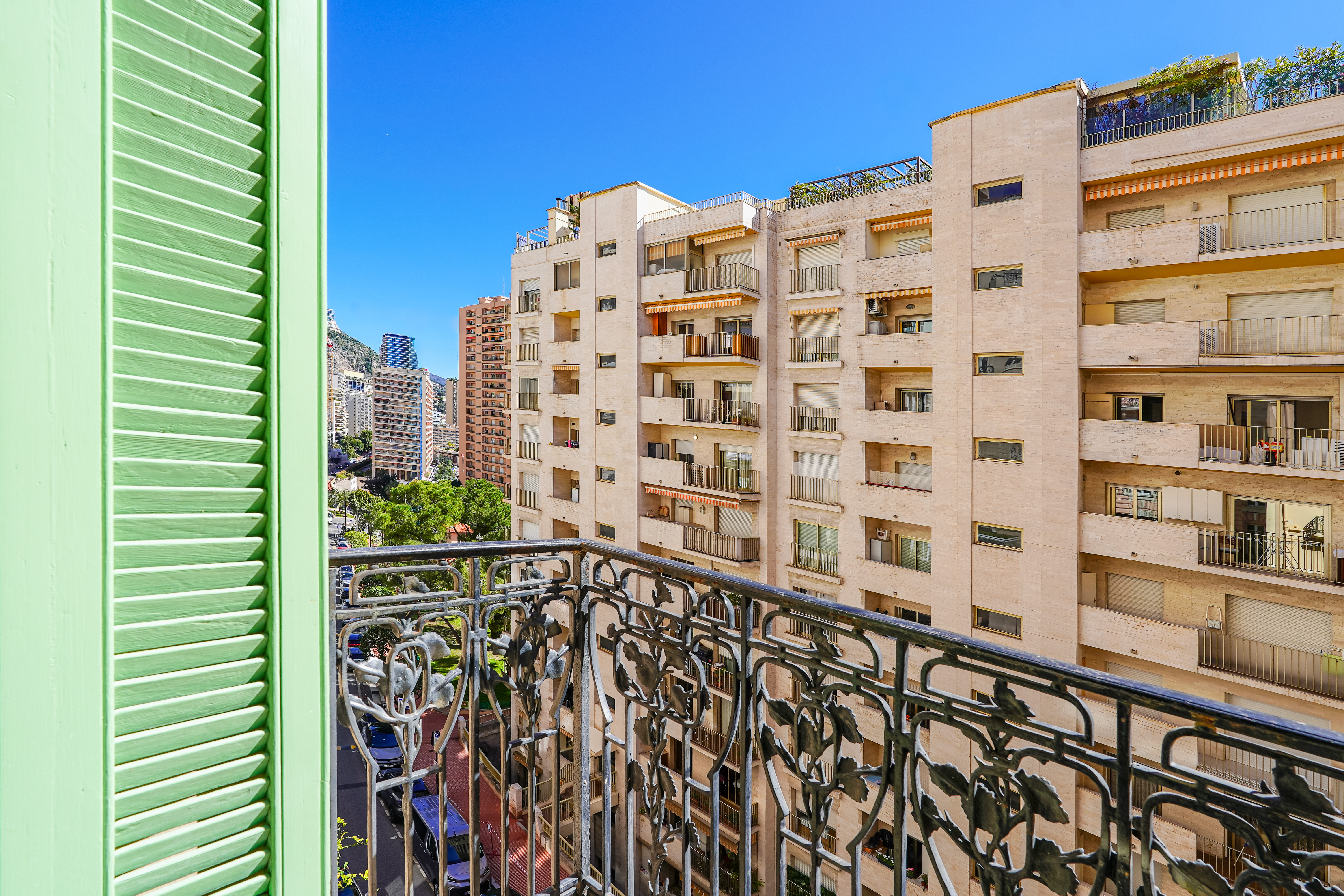 Ogsqq_balcon-barnes-valeri-agency-monaco-1774610666.jpg
