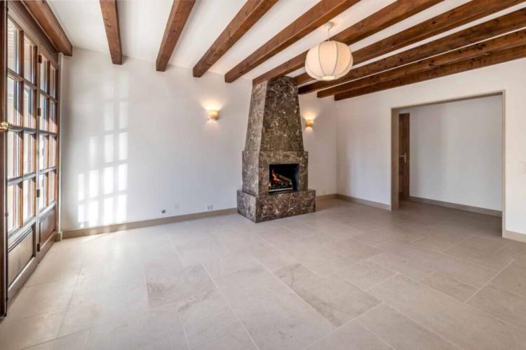 Maison de village rénovée à Collonge-Bellerive