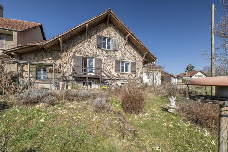 «Paradis de jardin pour les amoureux – Lugnorre FR»