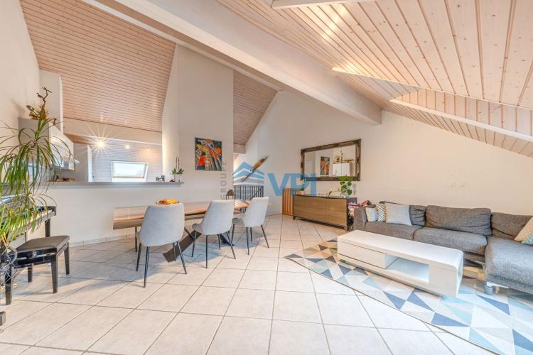 Appartement 5 pièces en duplex – Attique