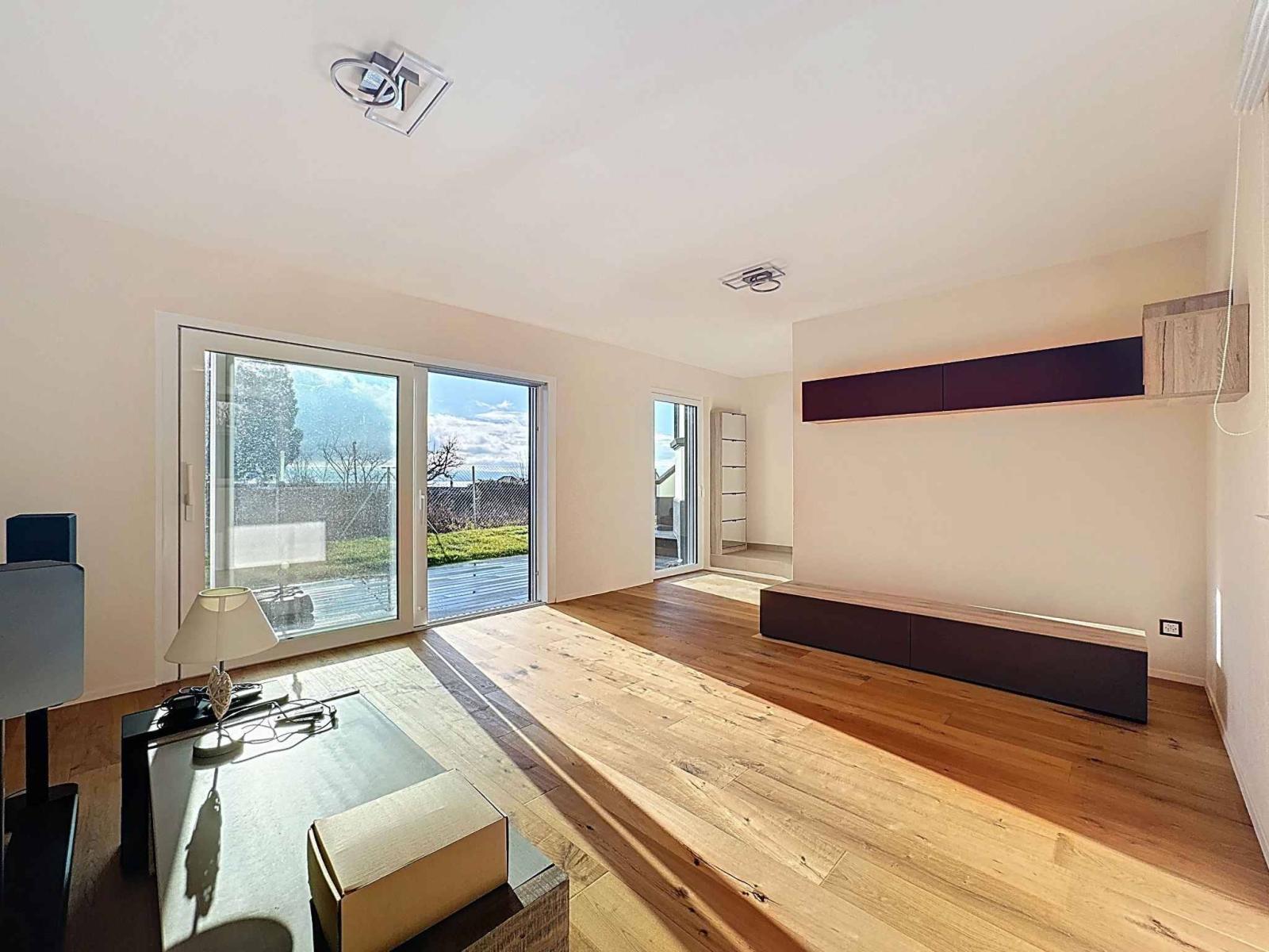 Villa semi-indépendante avec piscine