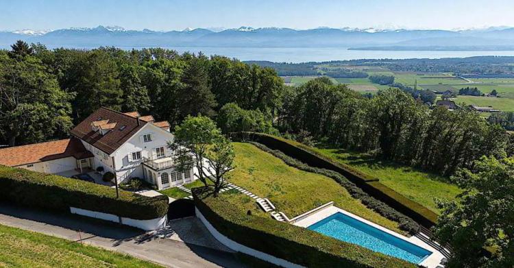 Villa 12 pièces